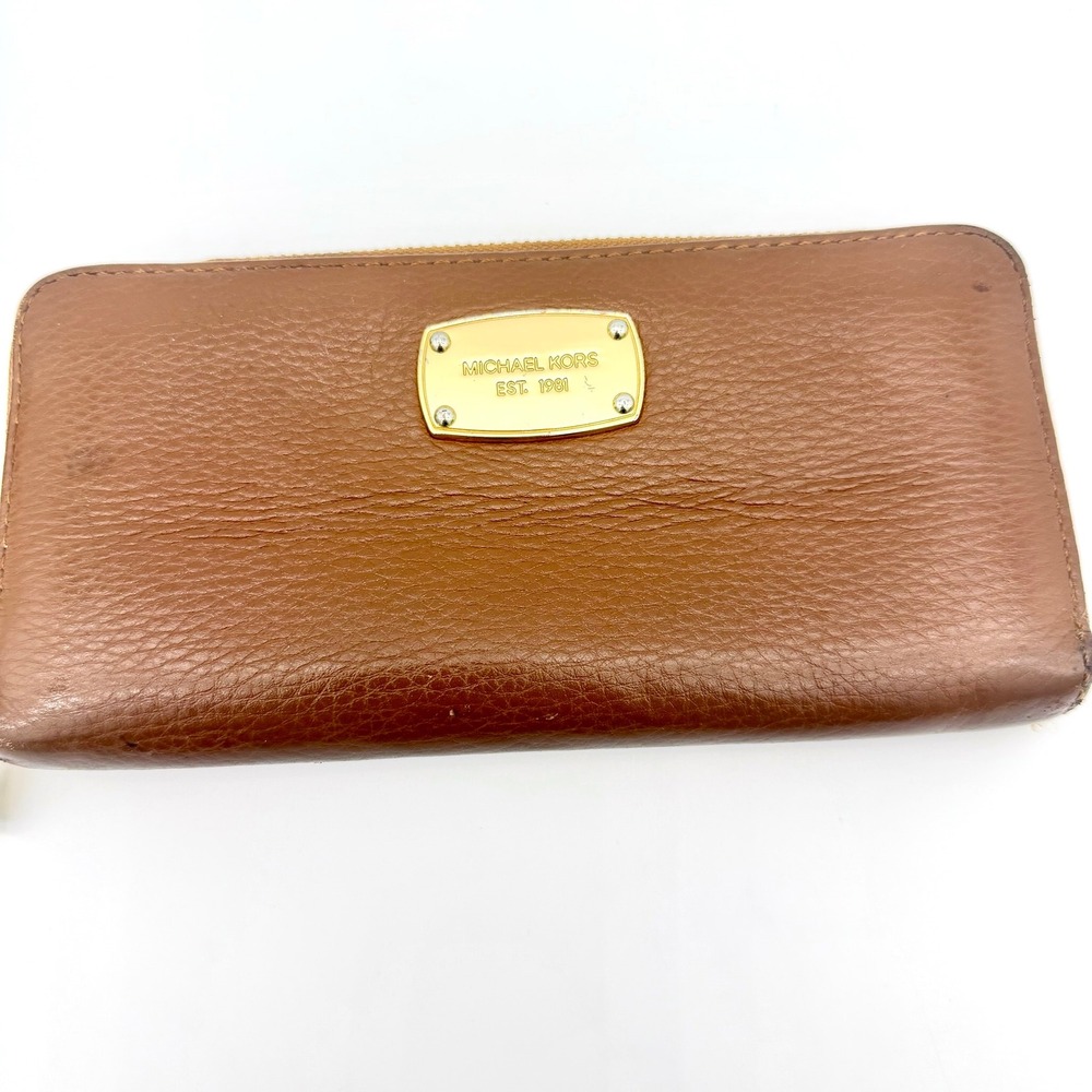 Michael Kors Womens Continental Zip Wallet Brown‎ Pebbled Leather